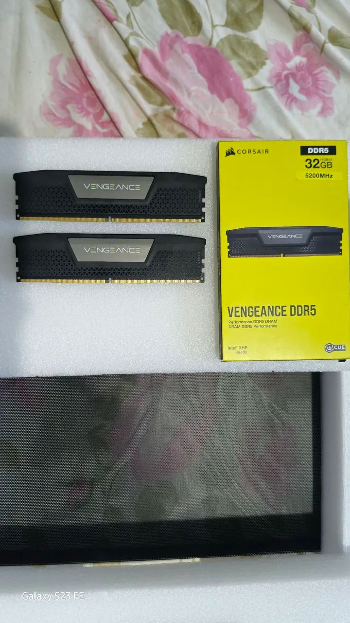 Memória RAM 32Gb(2x16) DDR5 Corsair Vengeance 5200Mhz - Memória