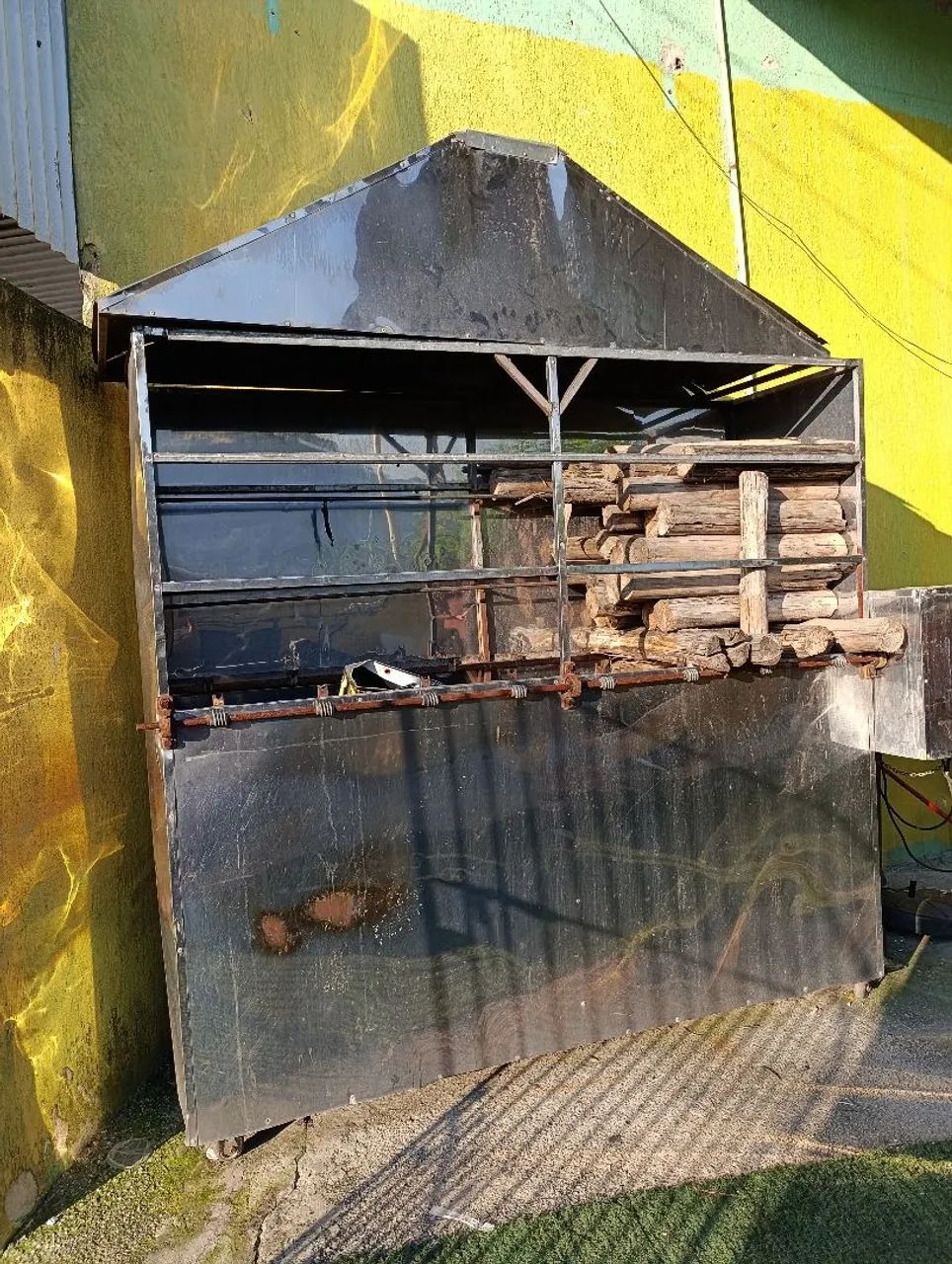 Máquina de assar frango na brasa. - Foto 2