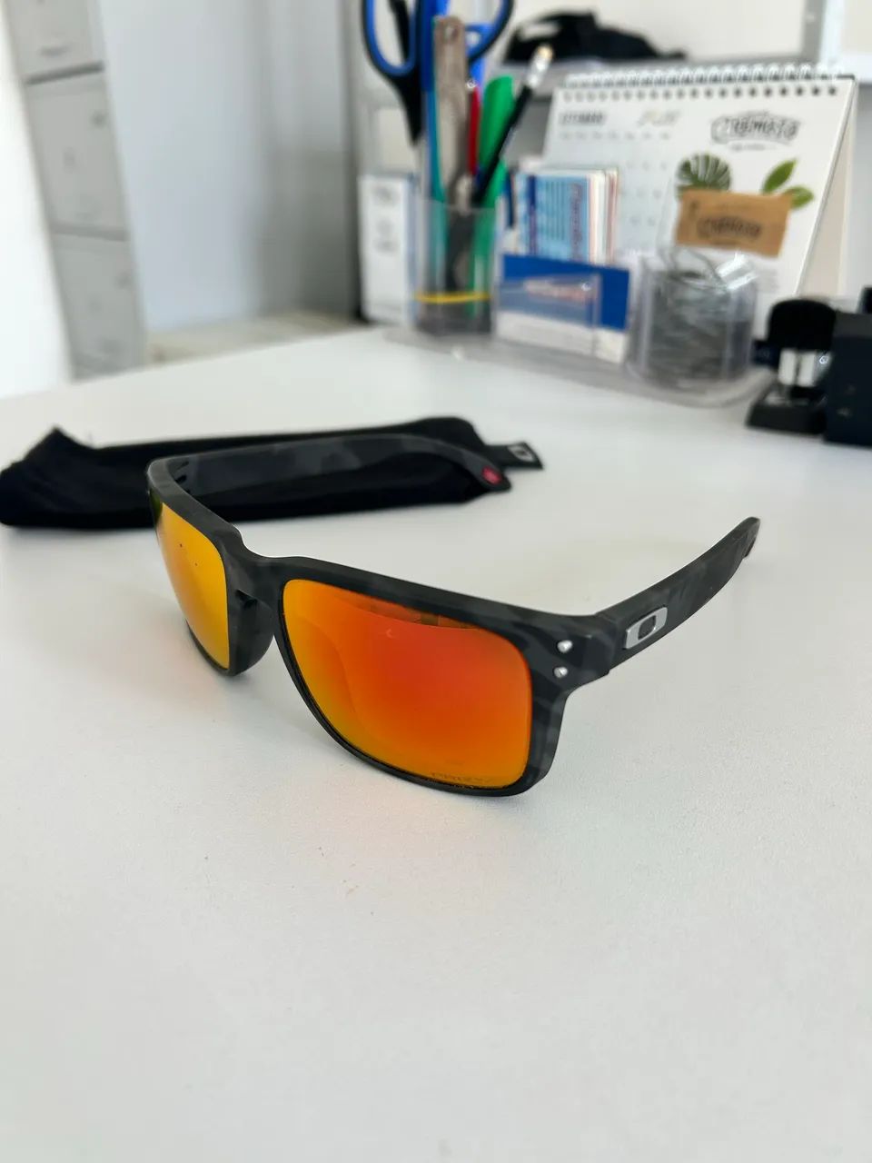 Óculos Oakley Holbrook 0009102-E9 Black Camo Prizm Ruby Original com Caixa - Foto 4