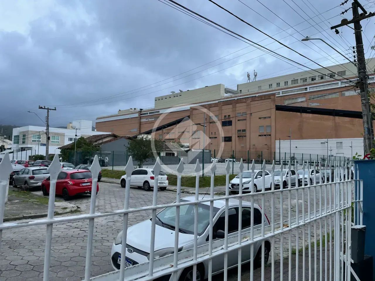 AK-Casa com 7 Quartos e 5 Banheiros à Venda  197 m² | SANTA MÔNICA - Foto 5