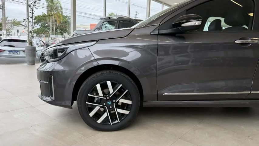Fiat Cronos Precision 1.3 16V Flex Aut. 2026 - Foto 4