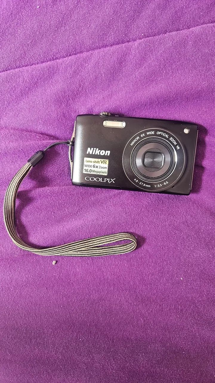 Câmera Digital Nikon Coolpix S3300 - Foto 2