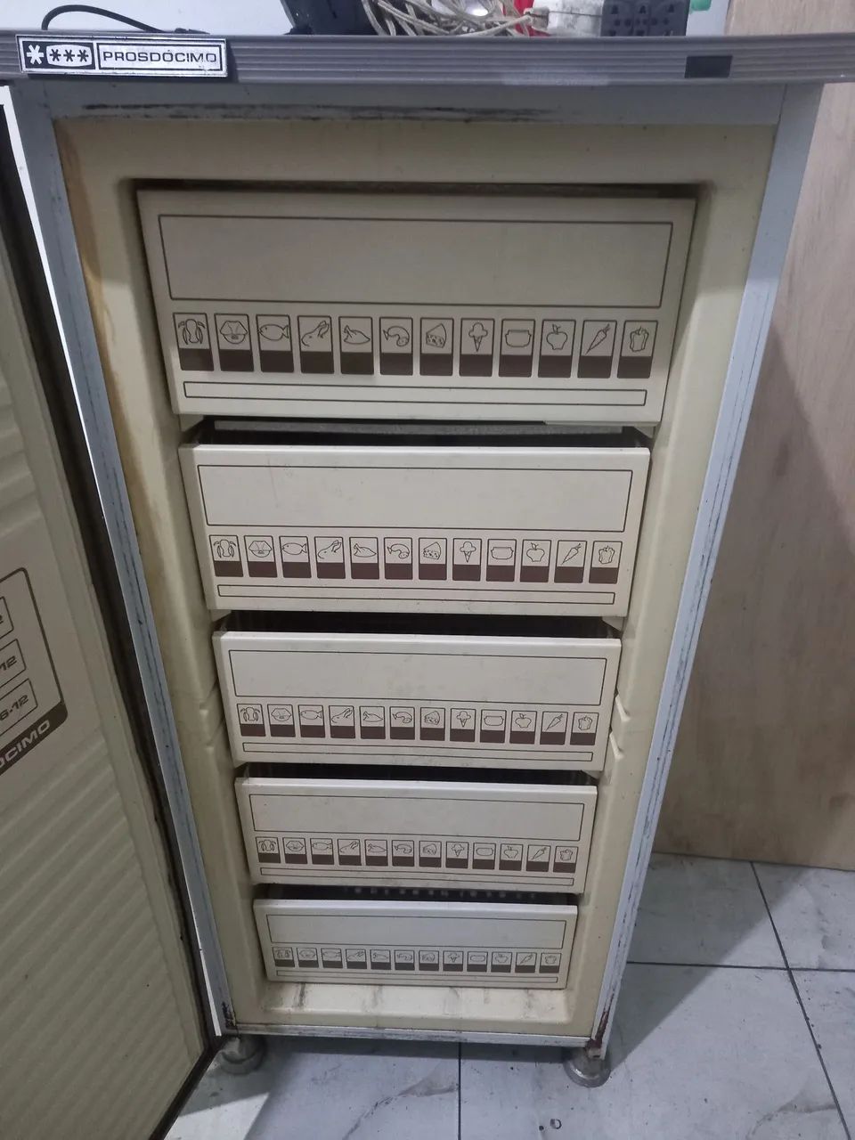 Freezer com defeito 