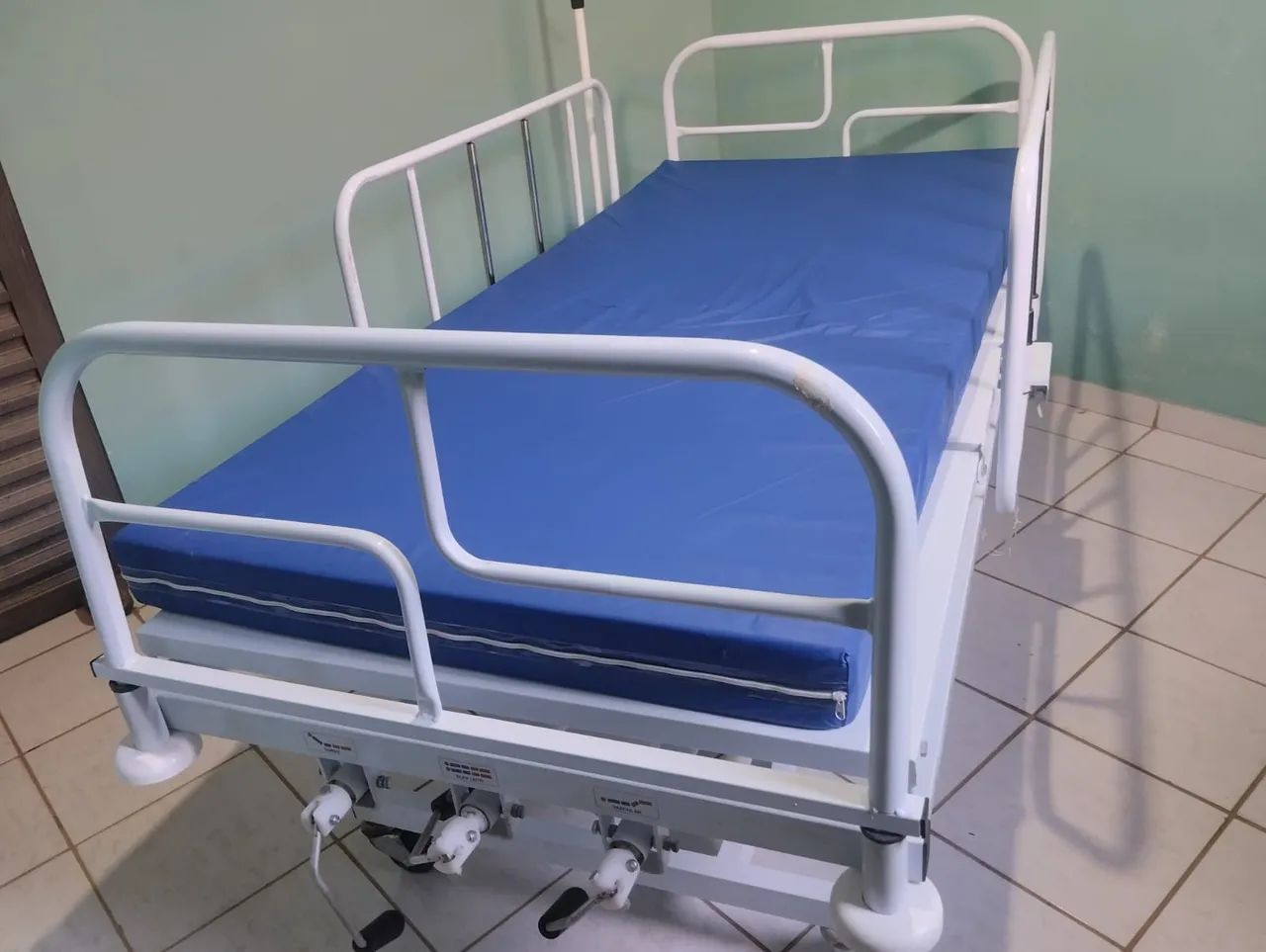 Cama hospitalar semi nova  - Foto 4