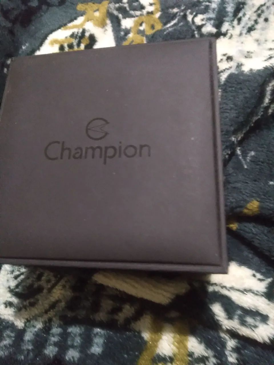 Relógio campismo dourado com pulseira de couro  - Foto 4