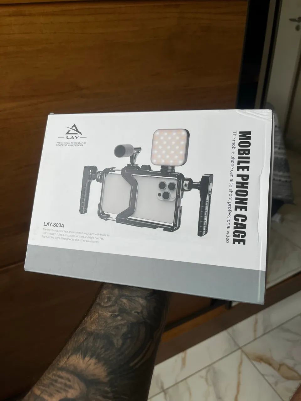 Estabilizador Cage Gaiola Celular + LED