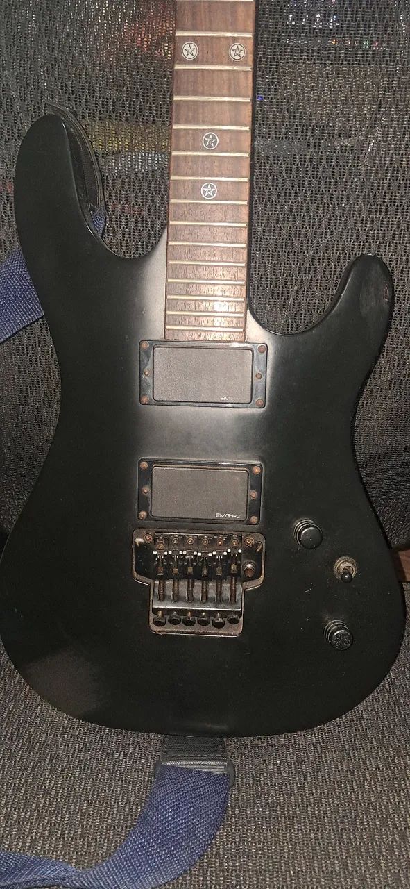 Guitarra Cort EVL K4 - Foto 2