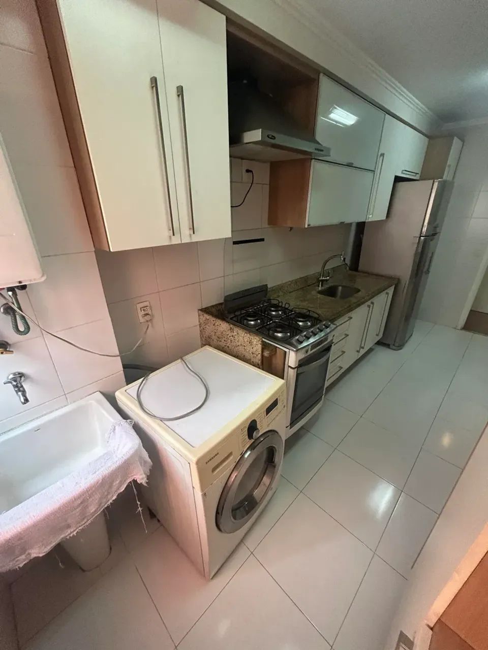 ALUGA-SE EXCELENTE APARTAMENTO MOBILIADO - Foto 4