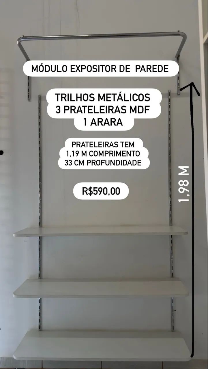 Módulo expositor de parede com prateleira e arara