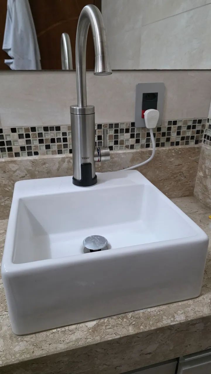 Torneira elétrica 220v