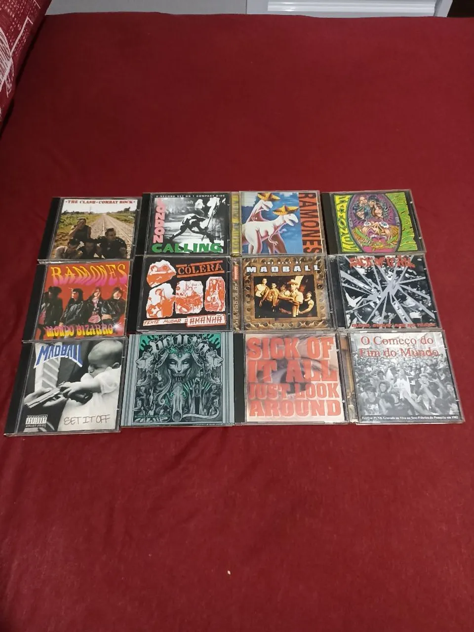 LOTE - CDs OZZY OSBOURNE - Antiguidades - Desvio Rizzo, Caxias do