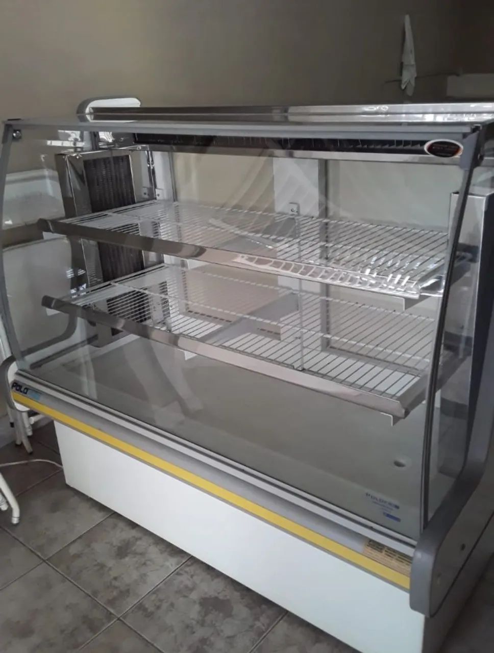 Vitrine refrigerada - ÓTIMO ESTADO 
