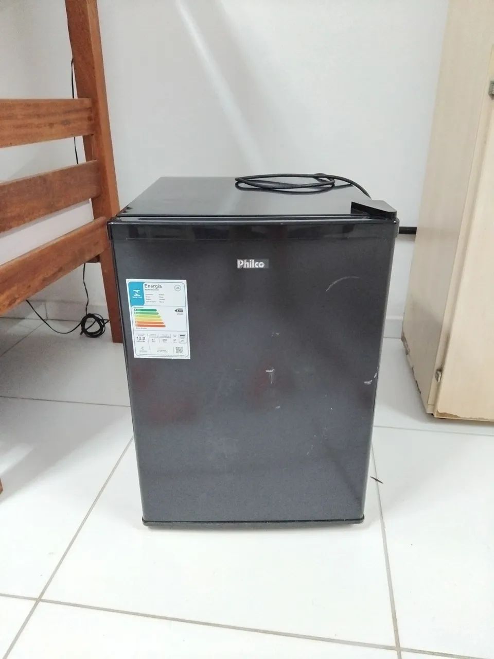 Frigobar Philco 68L Preto