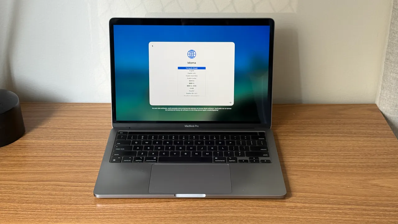 MacBook Pro 13 2020 i5 16GB 512GB Retina Touch Bar - Notebooks