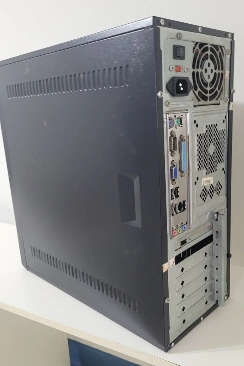 Computador Completo com SSD 120GB + Monitor AOC (Com Windows 10) USADO - Foto 3