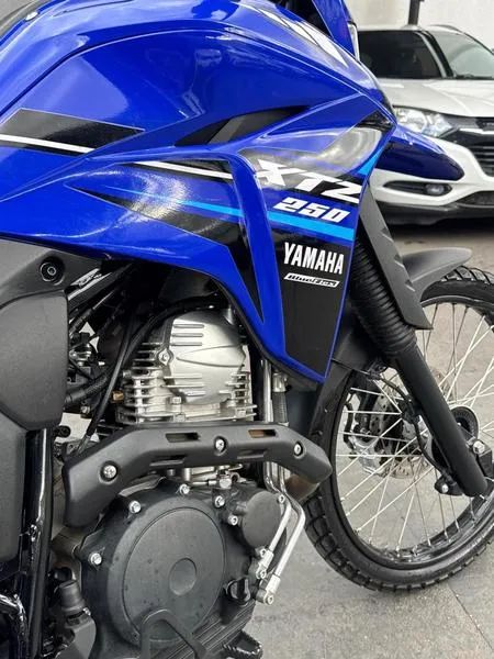 YAMAHA XTZ250 LANDER 2024 - Foto 3