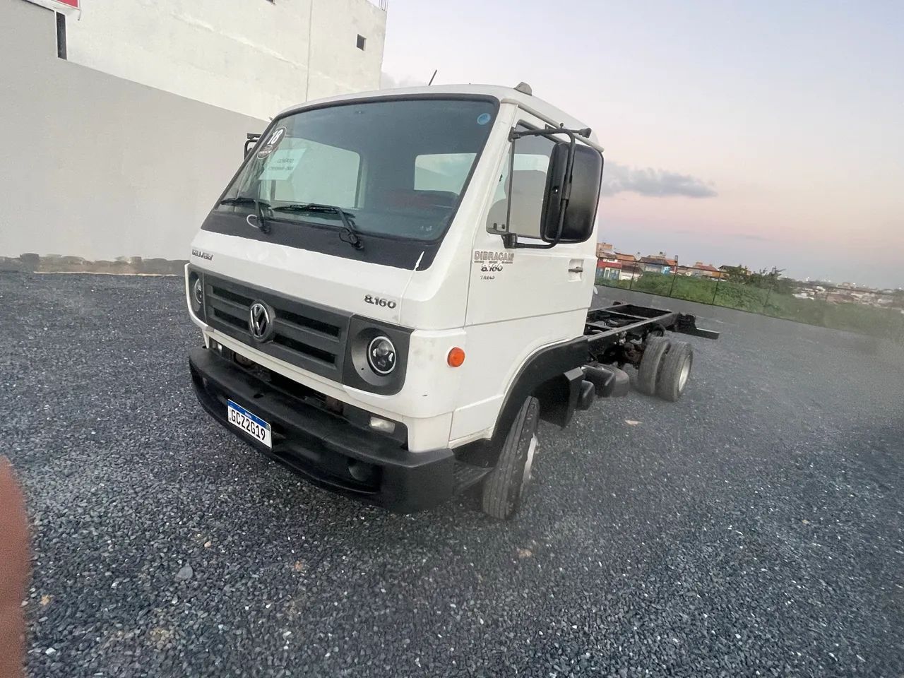 Caminhão 8.160