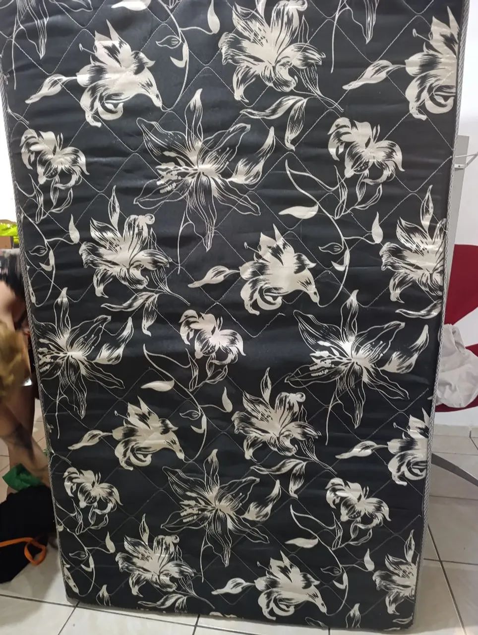 Cama box de solteiro 