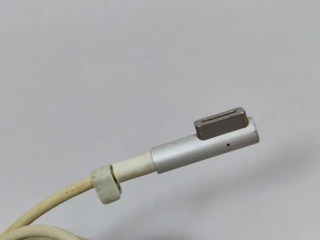 Fonte Apple Original Magsafe Macbook Air Pro V8x (Usado) - Foto 4