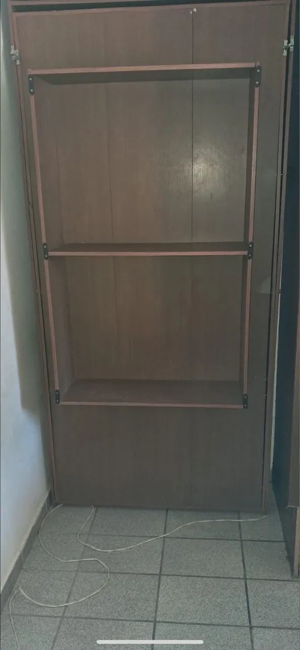 Cama solteiro retrátil mdp ( perfeito estado )