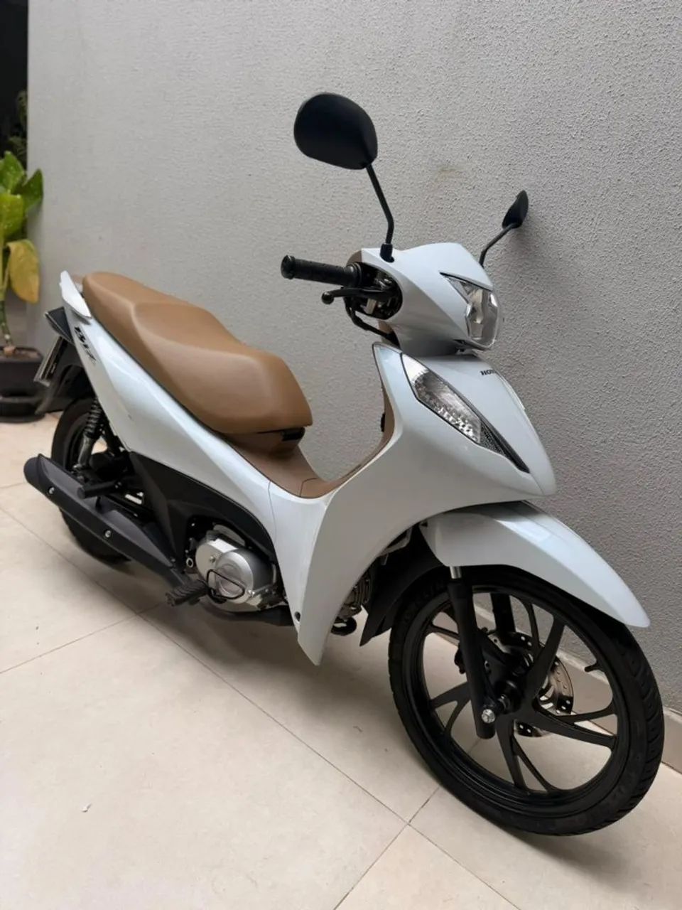 Vendo e troco por carro  - Foto 4