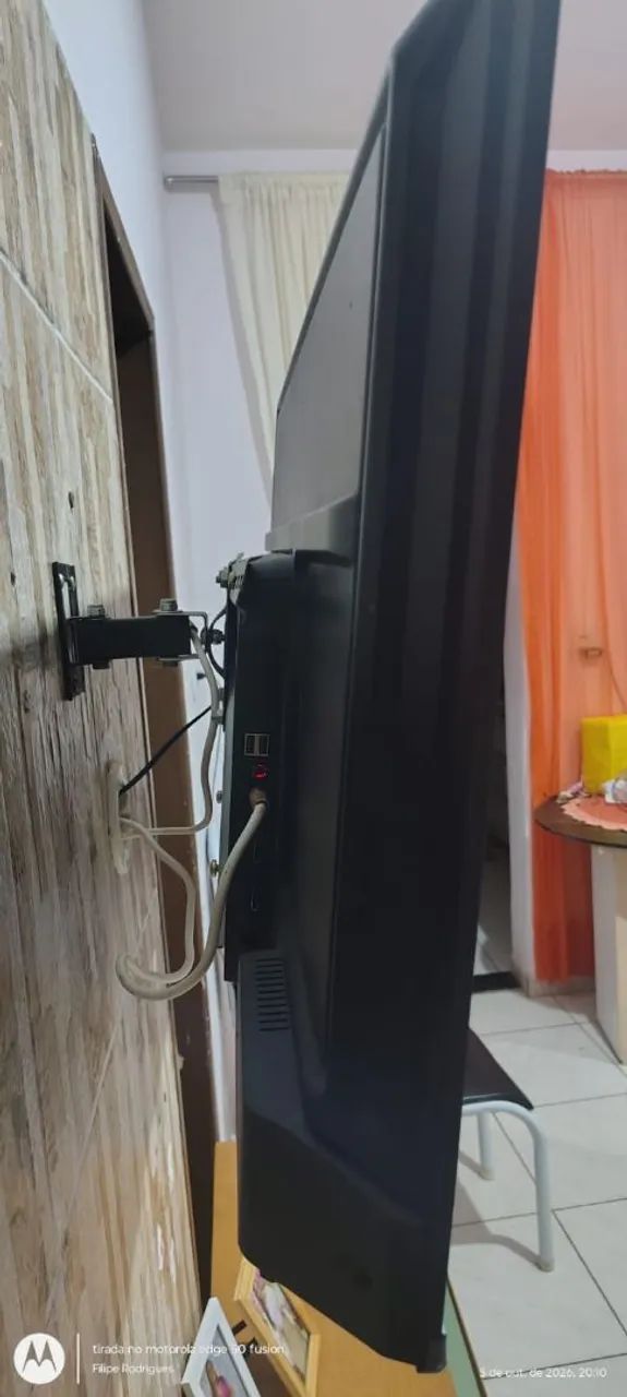 Tv Philco 40 polegadas meses de uso 950.00 retirar no local  - Foto 2