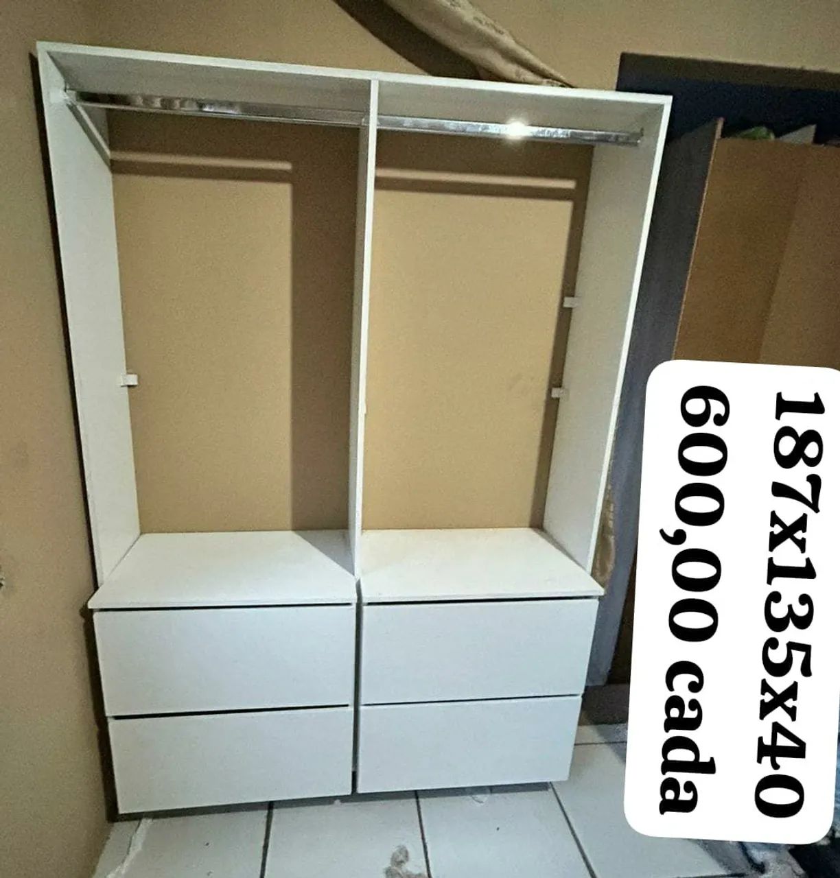 Cabides com gavetas MDF 