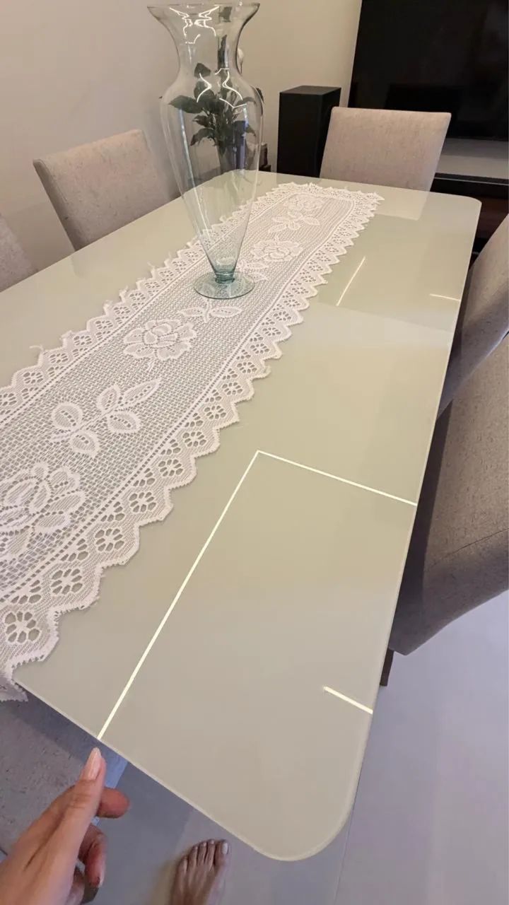 Mesa com 6 lugares Excelente estado 1,100 baixei - Foto 3