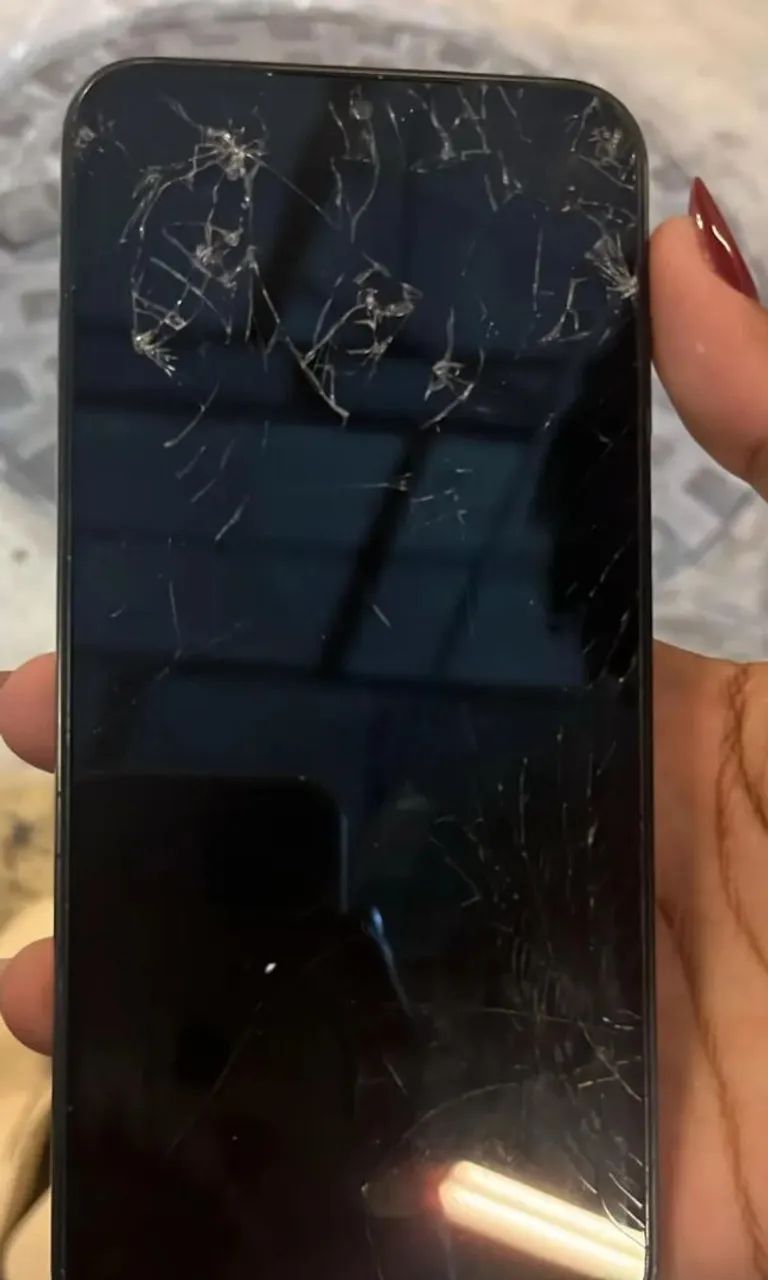 Samsung a14 com tela quebrada 