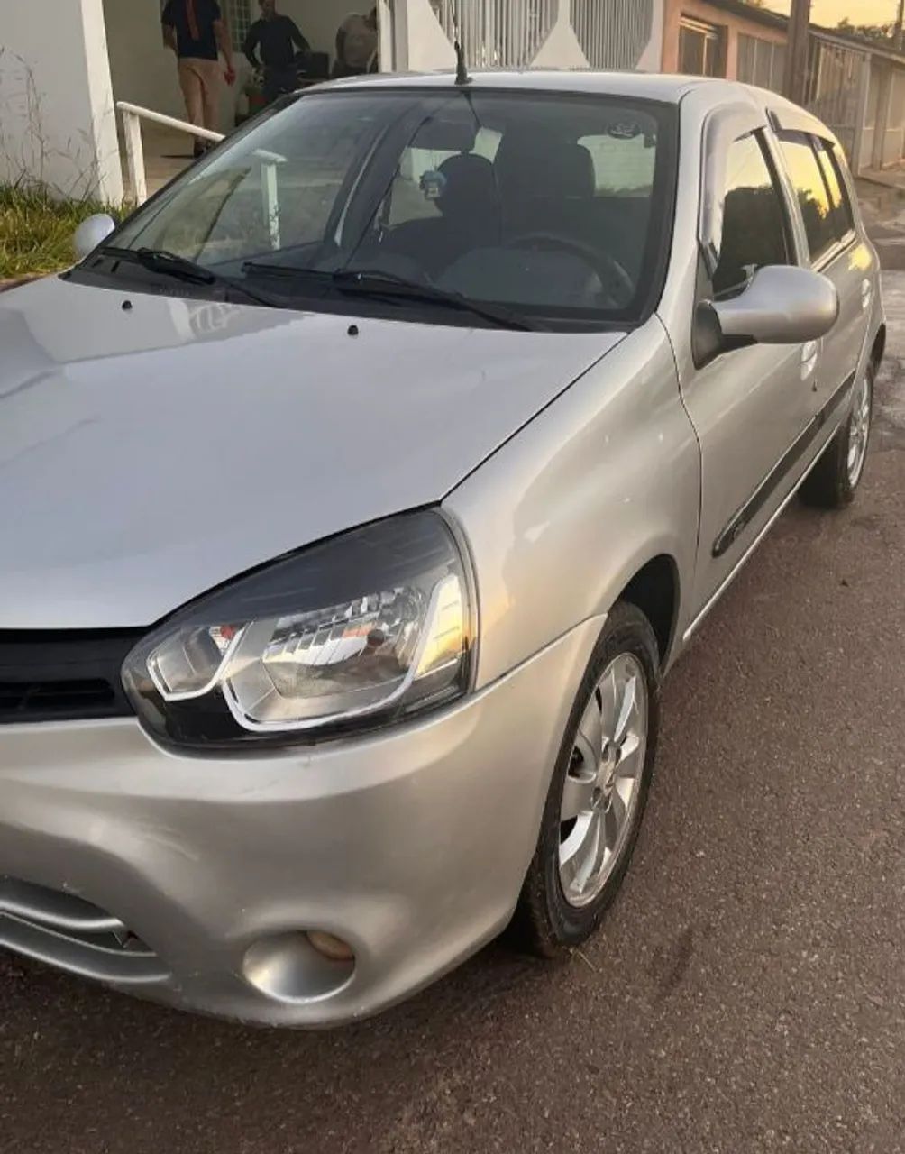 Renault Clio Clio RN/Alizé/Expr./1.0 Hi-Power 16V 5p 2016