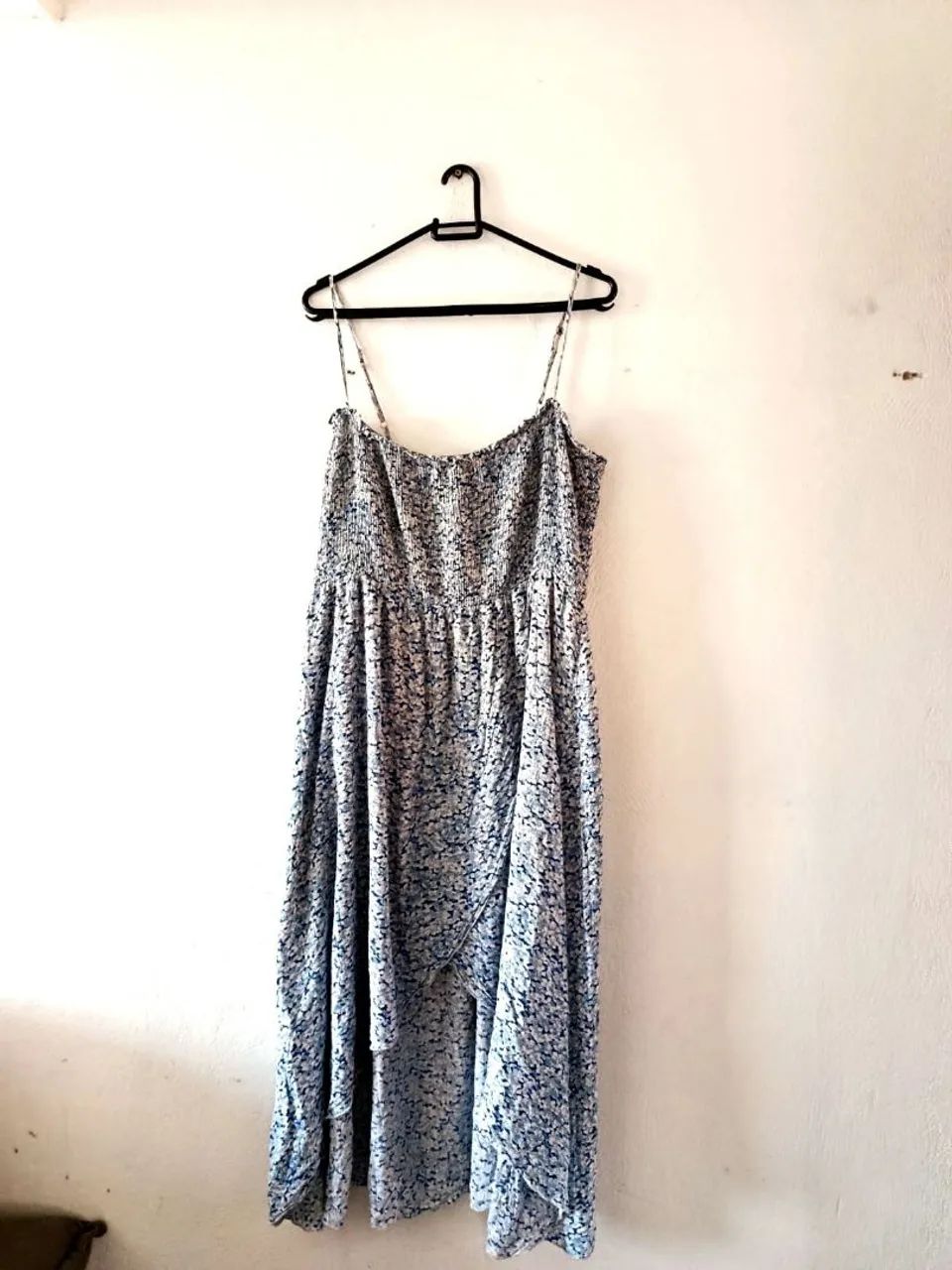 Vestido médio floral 