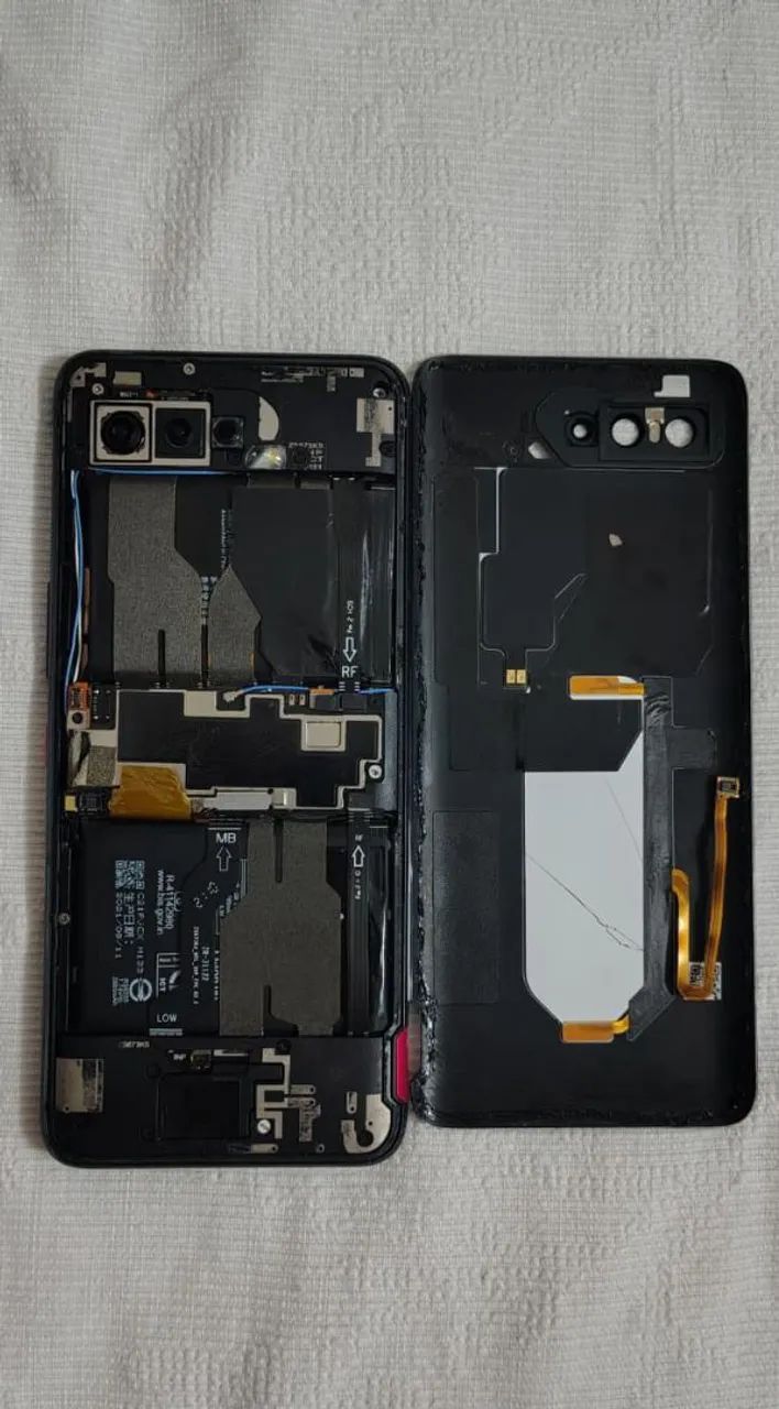 Asus Rog Phone 5s  - Foto 4