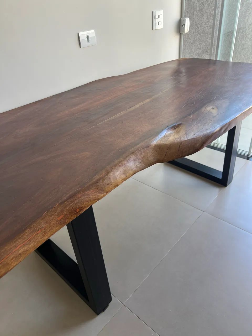 Mesa de madeira maciça - Foto 2