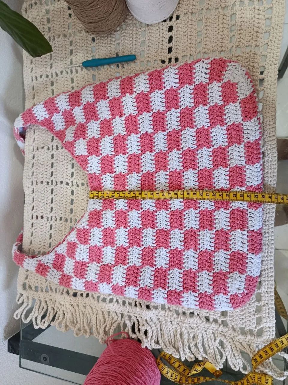 Bolsa de crochê xadrez - Foto 3
