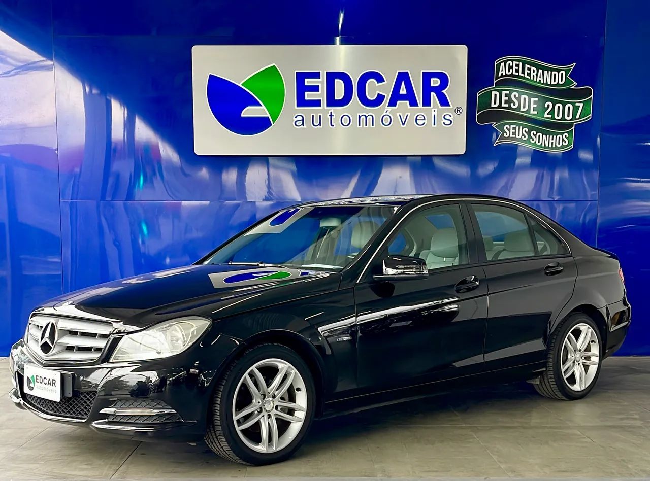 Mercedes-Benz C-180 CGI Classic 1.8 16V 156cv Aut. 2012