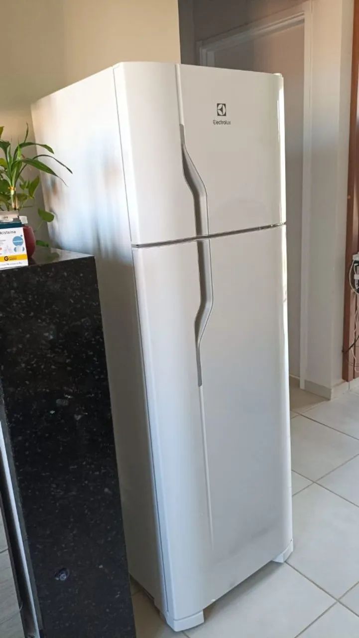 VENDO GELADEIRA 