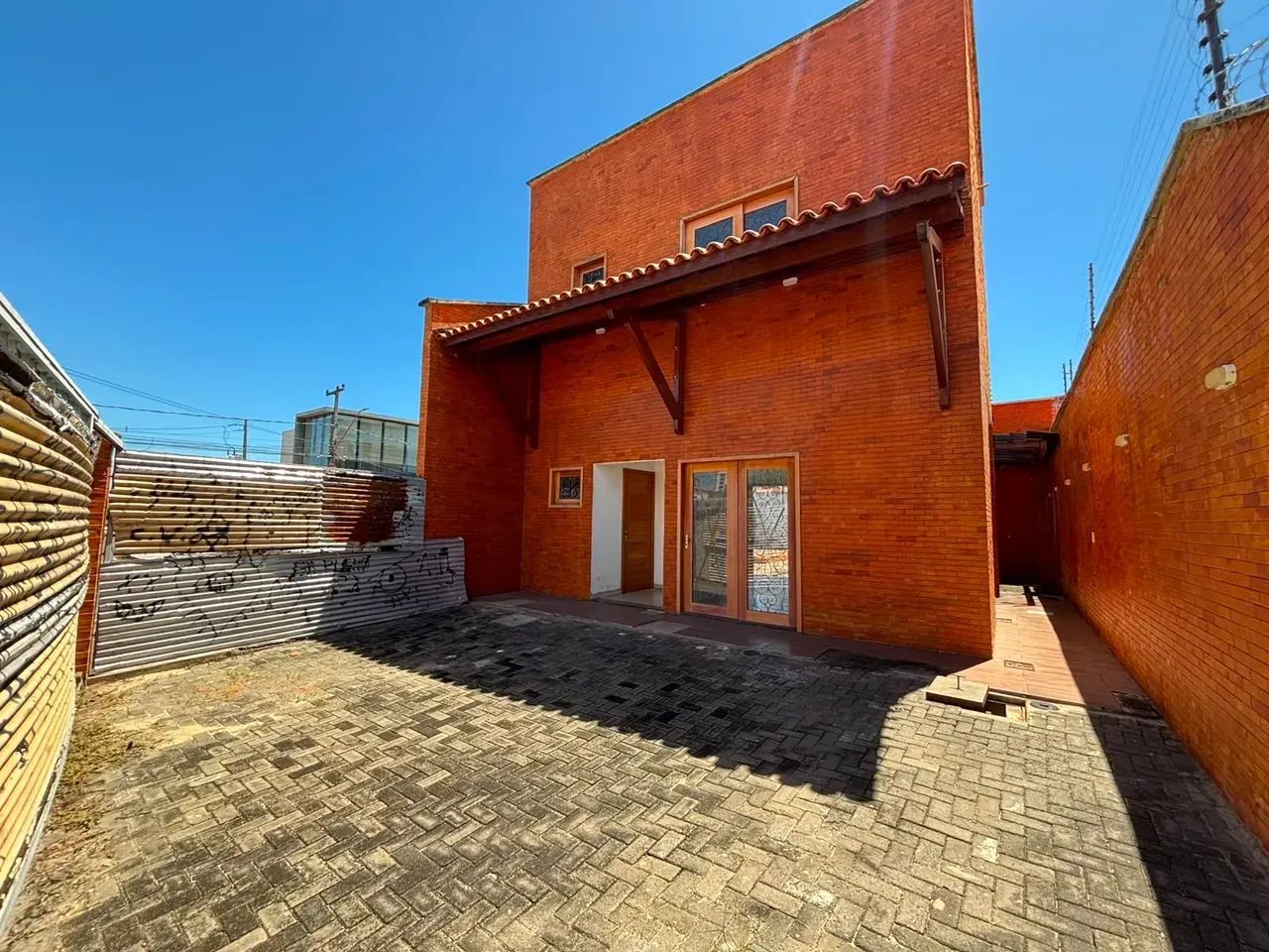 PONTO COMERCIAL DUPLEX AMPLO E ESTRATÉGICO | ININGA