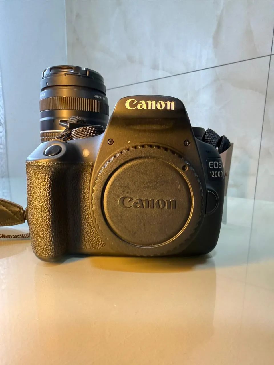 CAMERA CÂNON EOS 1200D - Foto 2