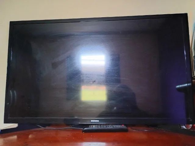 TV Samsung 32" LED HD - Funcionando Perfeitamente (Não é Smart) - Foto 2