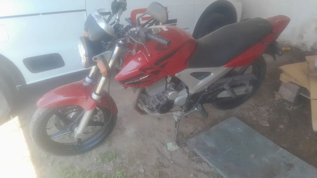 Vendo ou troco CBX 250 cc