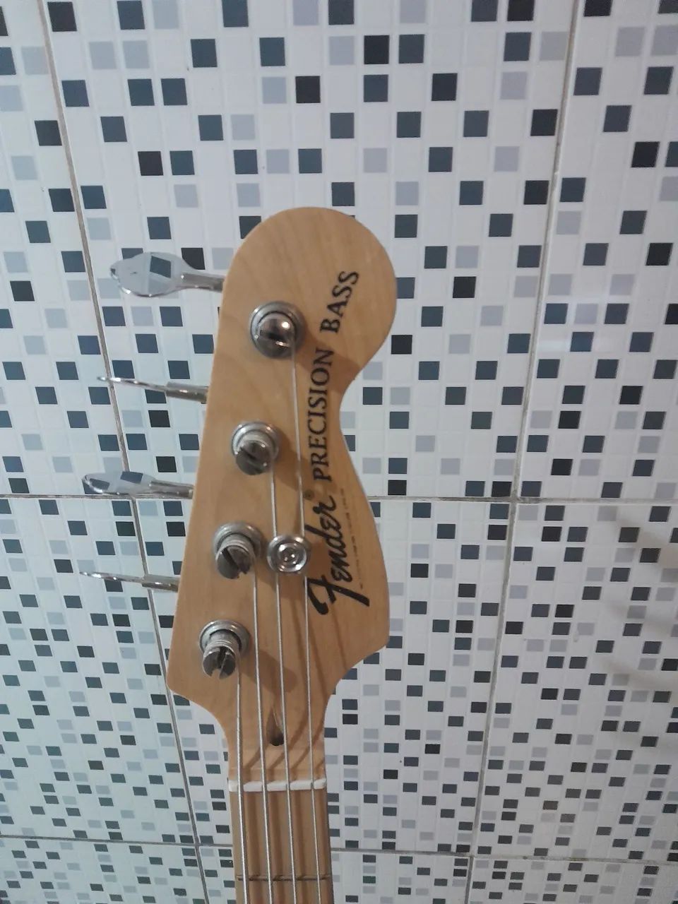 Baixo Steve Harris signature (China) com case - Foto 4