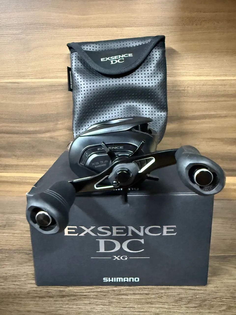 Carretilha Shimano Exsence Dc Xg Left Cor Preto Lado Da Manivela