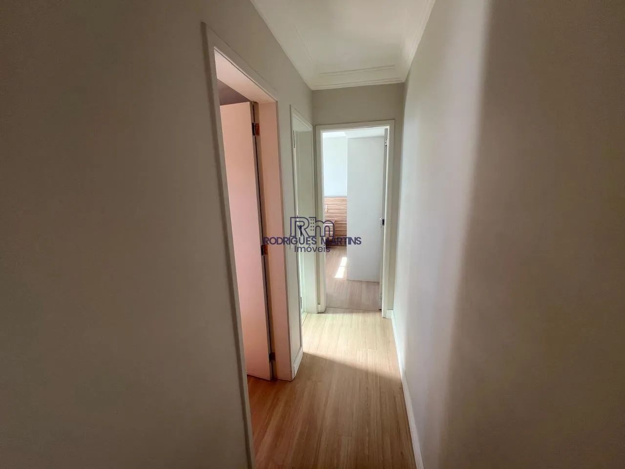 ALUGA-SE APARTAMENTO SEMI-MOBILIADO NO CAIÇARA. - Foto 4