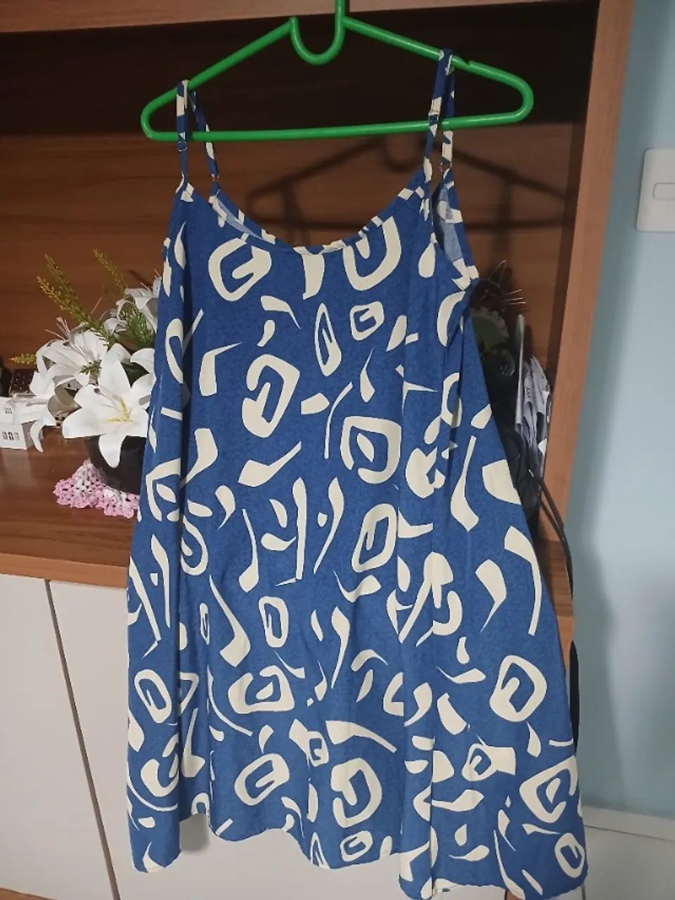 Roupas usadas seminovas