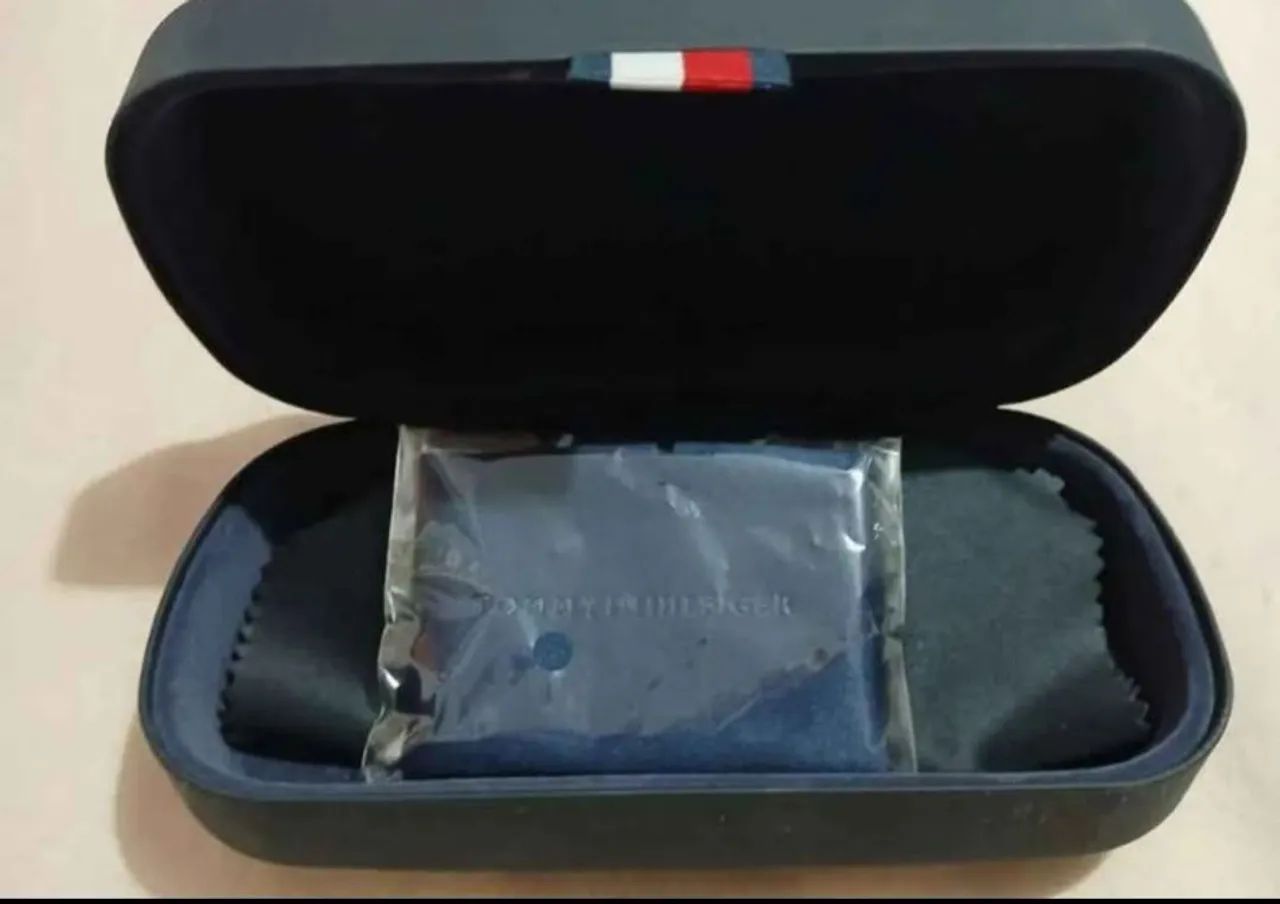 Vendo óculos Tommy Hilfiger  - Foto 3