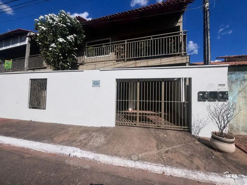 Casa, 80 m², 2 qts, , 2 vagas, Plano Diretor Sul
