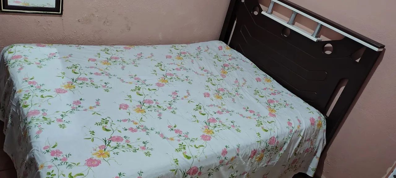 Cama  Casal  com colchão  usado  - Foto 2
