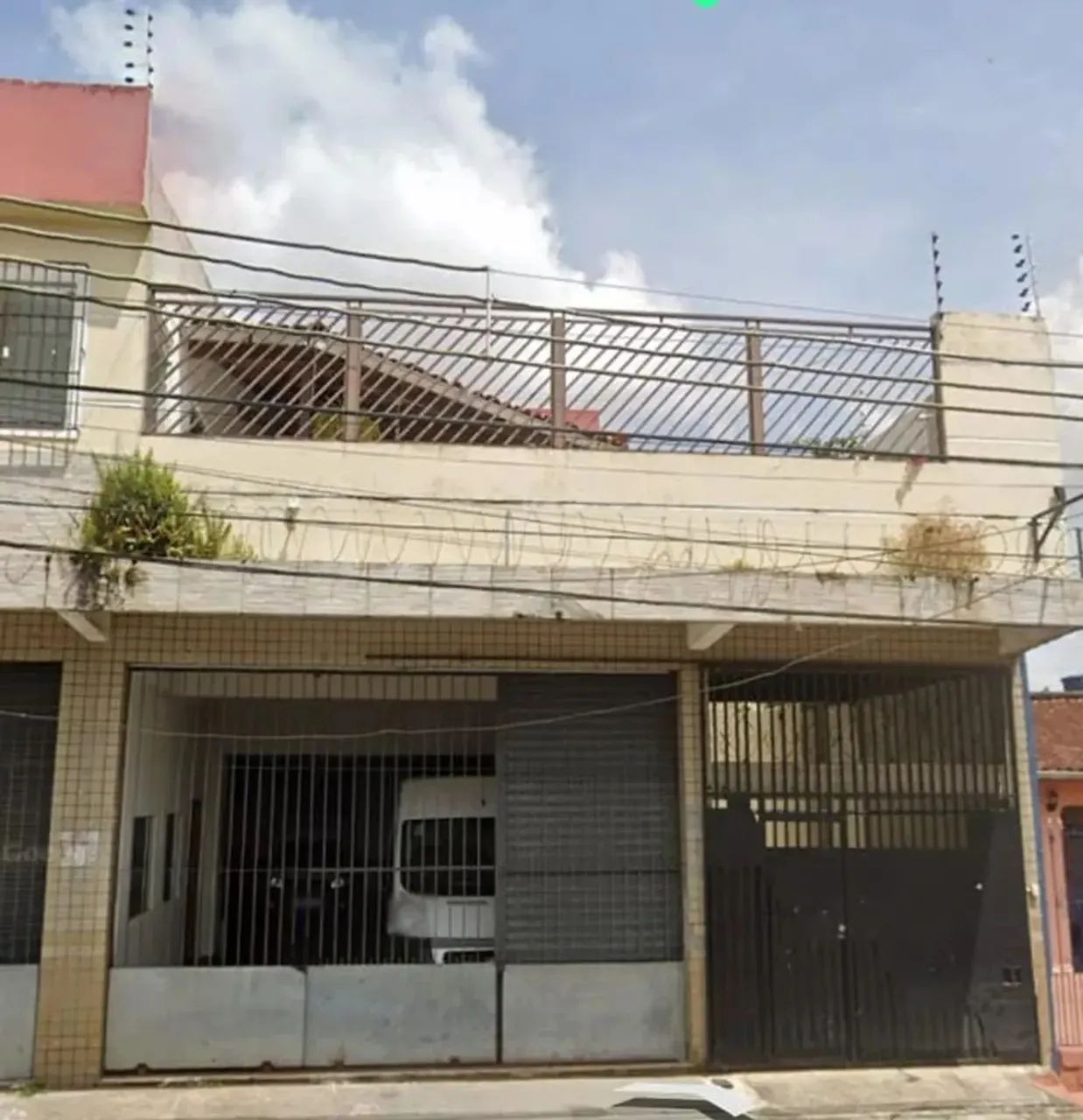 Vendo casa com ponto comercial - Foto 2