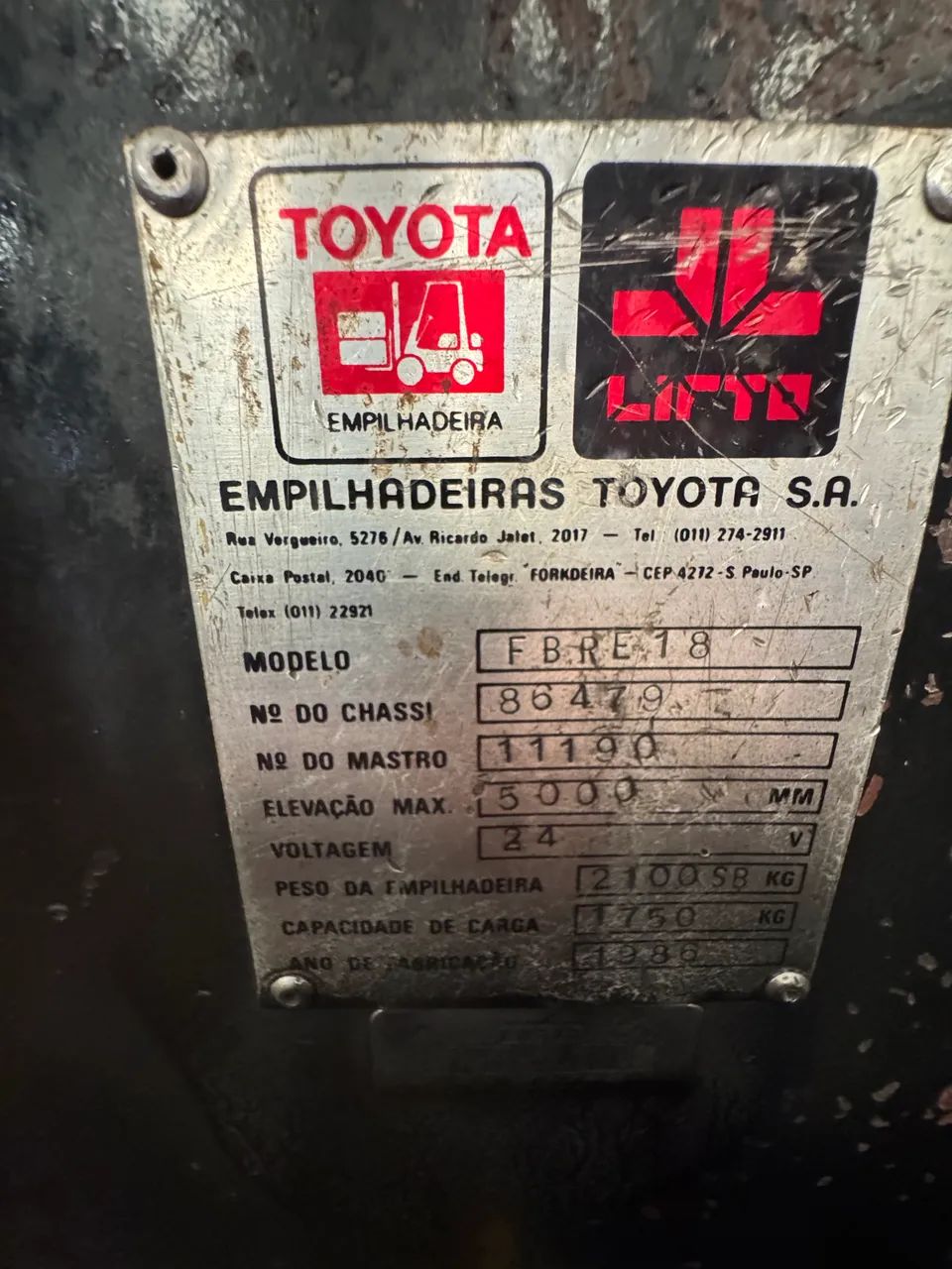 Empilhadeiras  elétrica  Toyota  - Foto 4