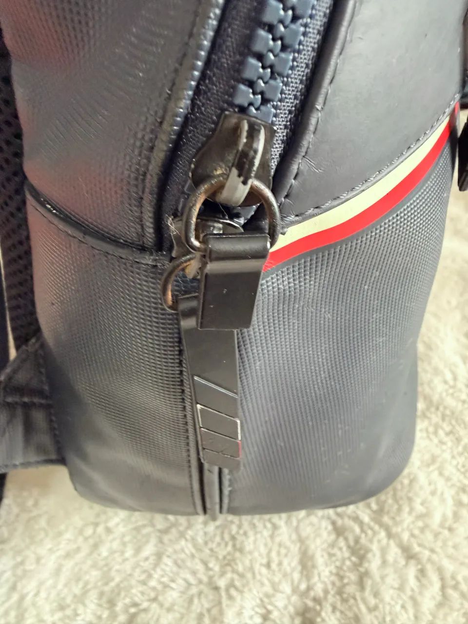 Mochila Tommy Hilfiger Original - Azul Marinho  - Foto 6